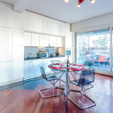 Duomo 10 Min Luxury • Terrazzo • Wi-Fi • Netflix Apartment Milano Exterior foto